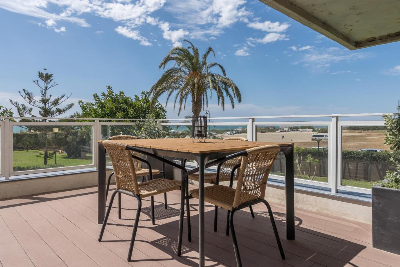 Suite Homes Hesperides Garden Beach Málaga Dış mekan fotoğraf