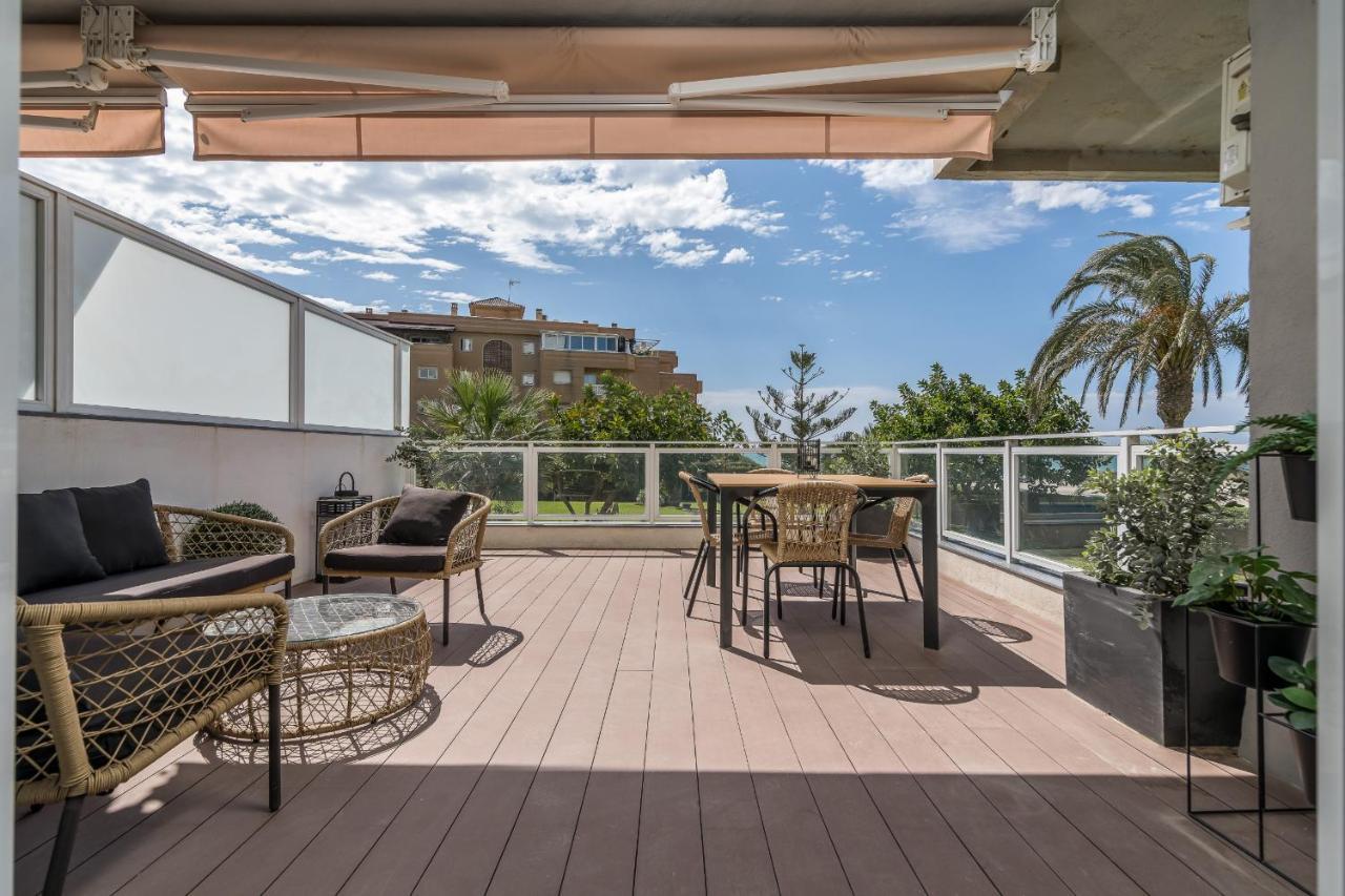 Suite Homes Hesperides Garden Beach Málaga Dış mekan fotoğraf