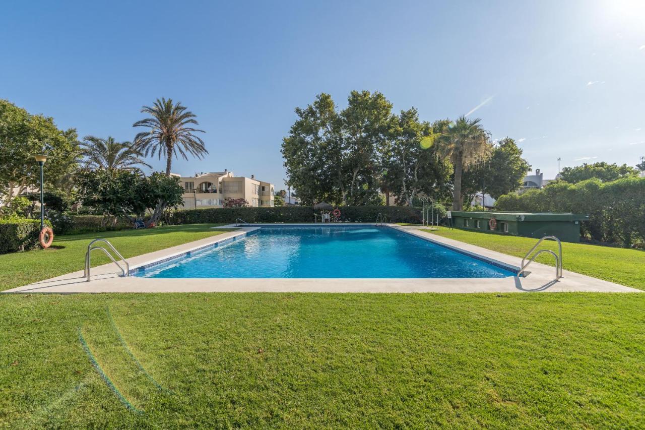 Suite Homes Hesperides Garden Beach Málaga Dış mekan fotoğraf