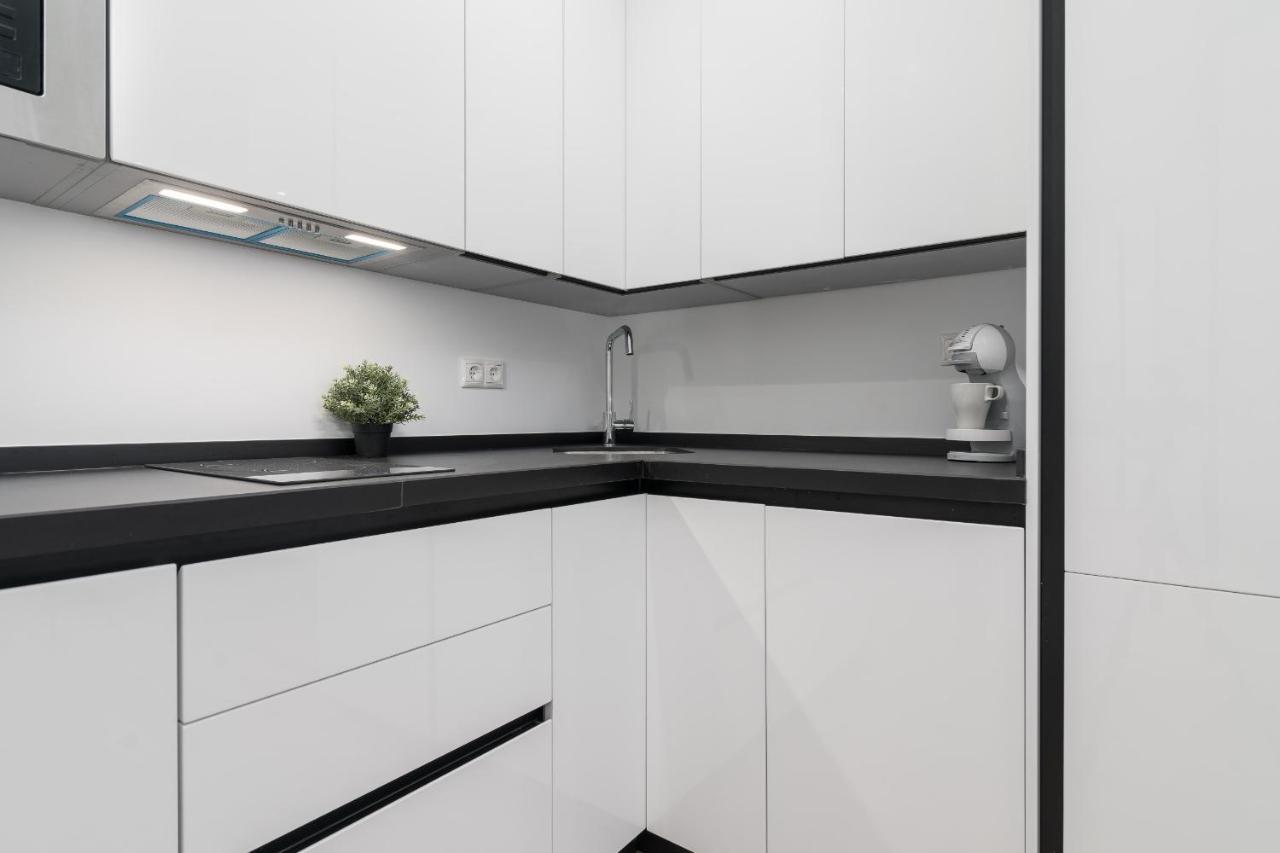 Suite Homes Hesperides Garden Beach Málaga Dış mekan fotoğraf