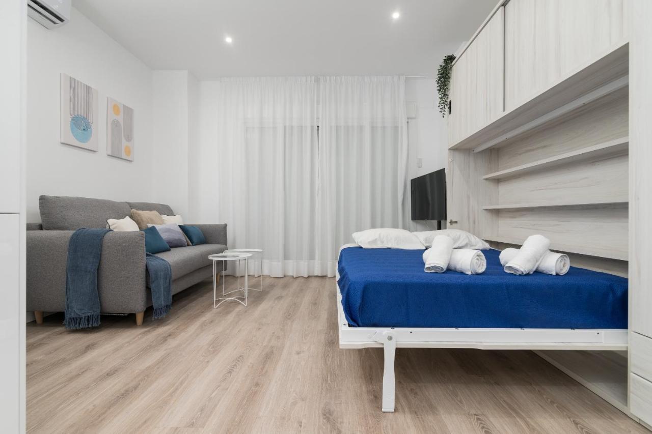 Suite Homes Hesperides Garden Beach Málaga Dış mekan fotoğraf